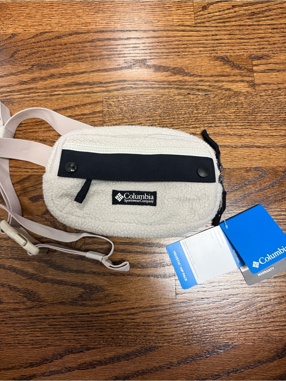 NWT Columbia Cream Sherpa Crossbody Bag